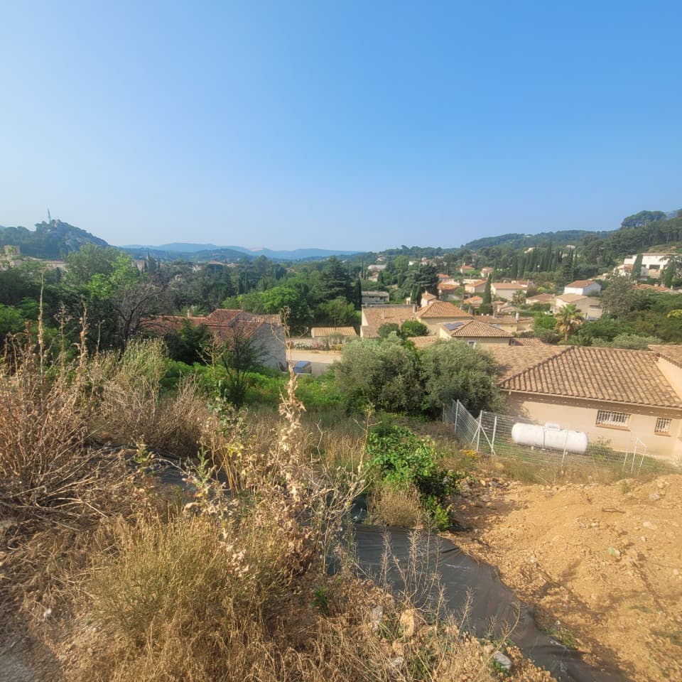 Terrain - Terrain à bâtir Roquevaire (13360) à Roquevaire (13), prix 300 000 €