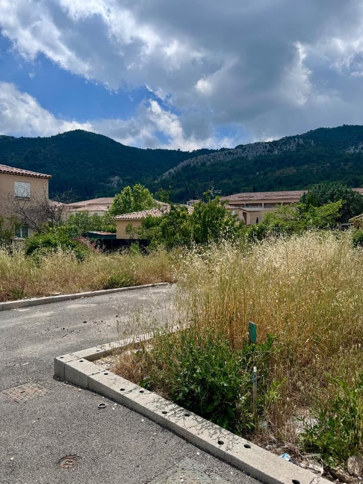 Terrain - Terrain à bâtir Saint-Savournin (13119) à Saint-Savournin (13), prix 200 000 €