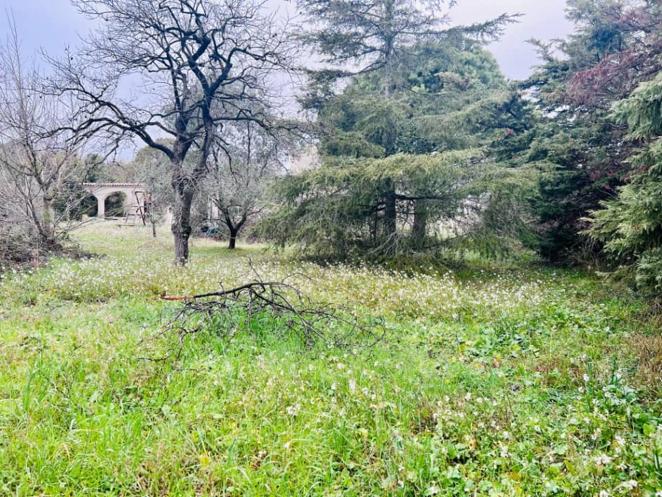 Terrain - Terrain à bâtir Peyrolles-en-Provence (13860) à Peyrolles-en-Provence (13), prix 197 900 €