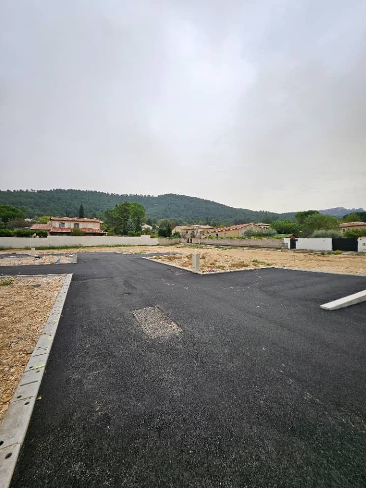 Terrain - Terrain à bâtir  () à Auriol (13), prix 230 000 €