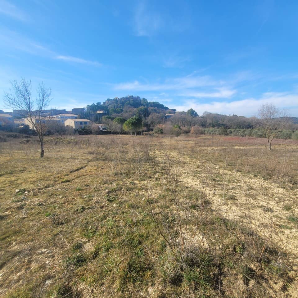 Terrain - Terrain à bâtir  () à Rognes (13), prix 199 900 €