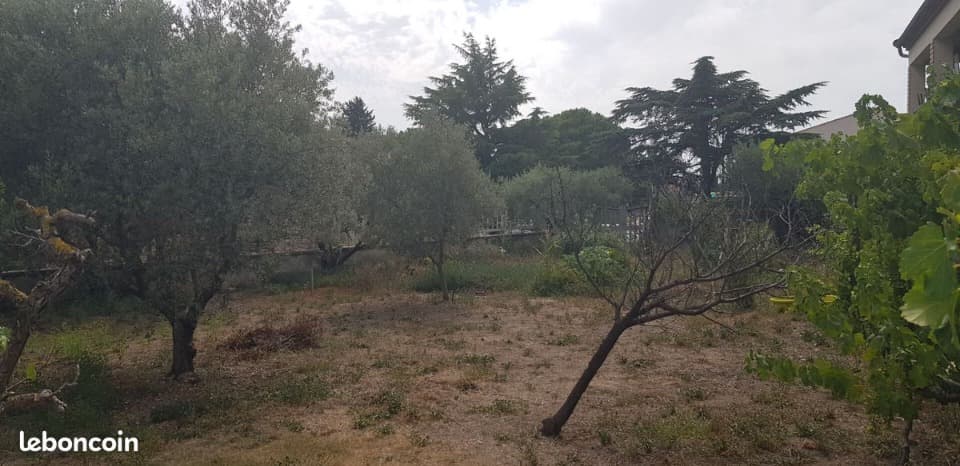 Terrain - Terrain à bâtir () à La Fare-les-Oliviers (13), prix 195 000 €
