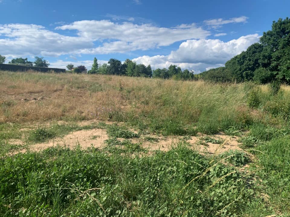 Terrain - Terrain à bâtir  () à Cadenet (84), prix 219 900 €