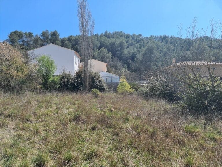 Terrain - Terrain à bâtir () à Gréasque (13), prix 235 000 €