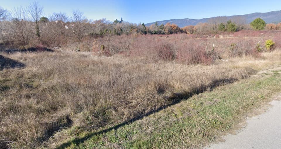 Terrain - Terrain à bâtir () à Peyrolles-en-Provence (13), prix 180 000 €