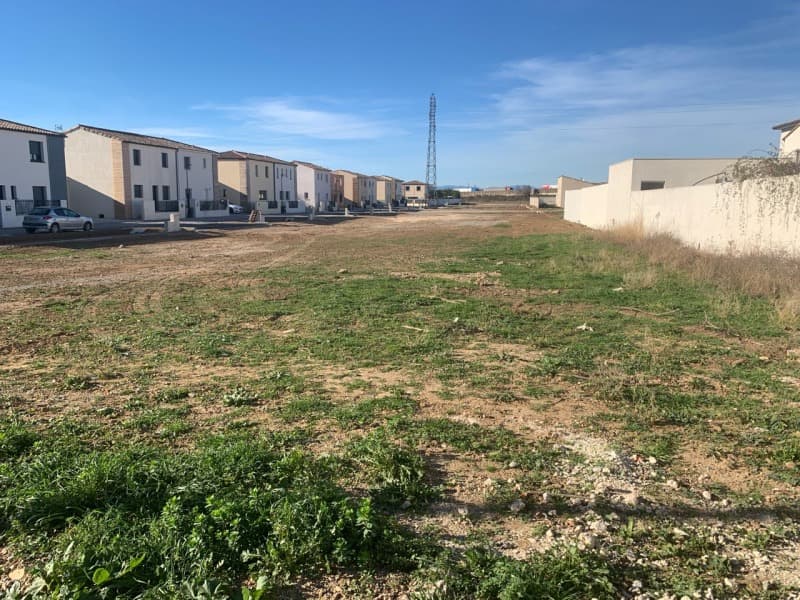 Terrain - Terrain à bâtir () à Saint-André-de-Sangonis (34), prix 189 000 €