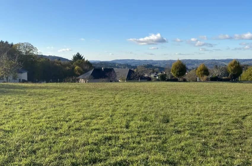 Terrain - Terrain à bâtir Sainte-Fortunade (19490) à Sainte-Fortunade (19), prix 44 000 €