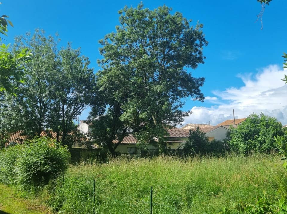 Terrain - Terrain à bâtir Saint-Médard-en-Jalles (33160) à Saint-Médard-en-Jalles, prix 199 000 €