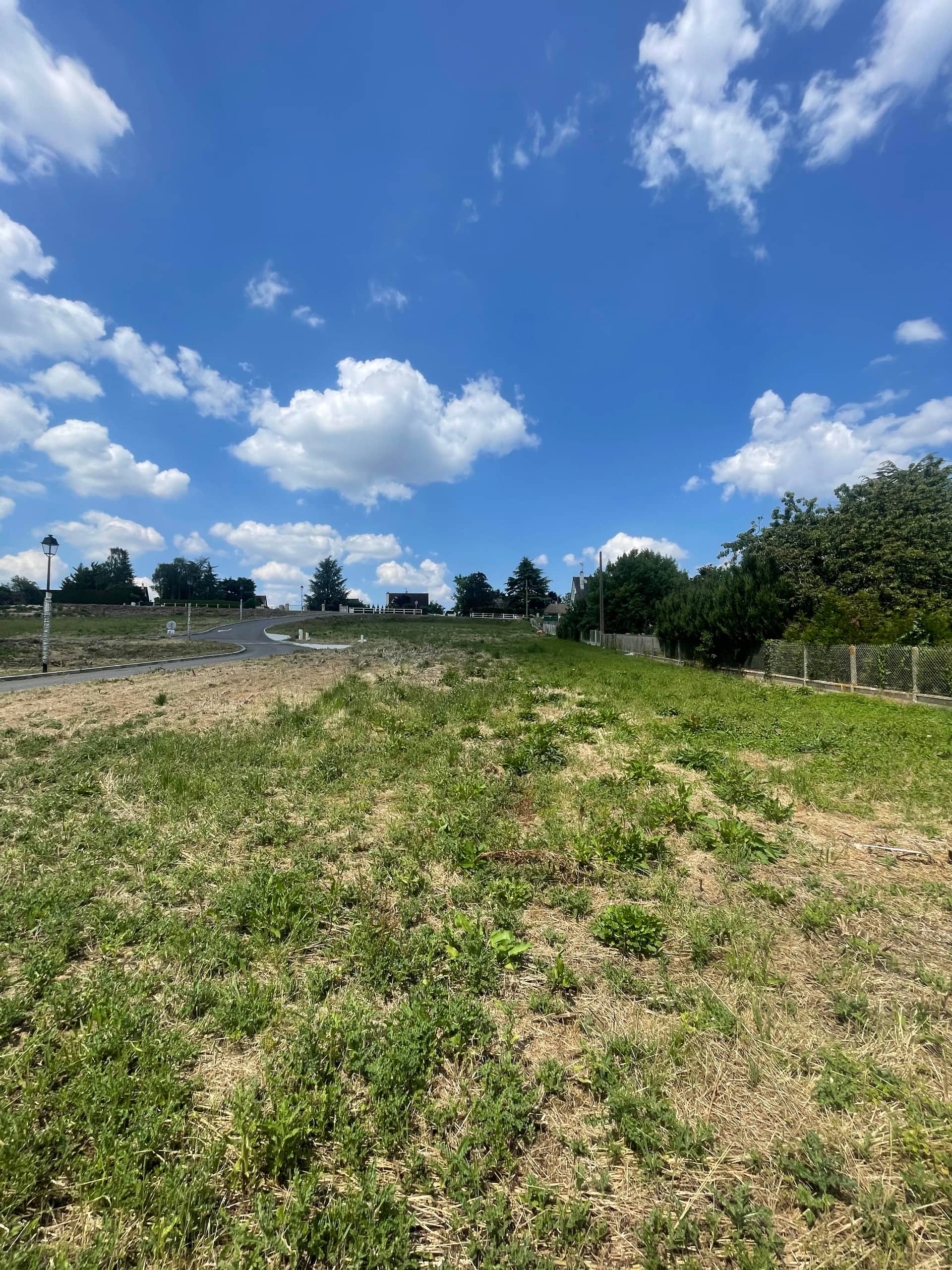 Terrain - TERRAIN A BATIR VIABILISE à Maintenon (28), prix 63 900 €