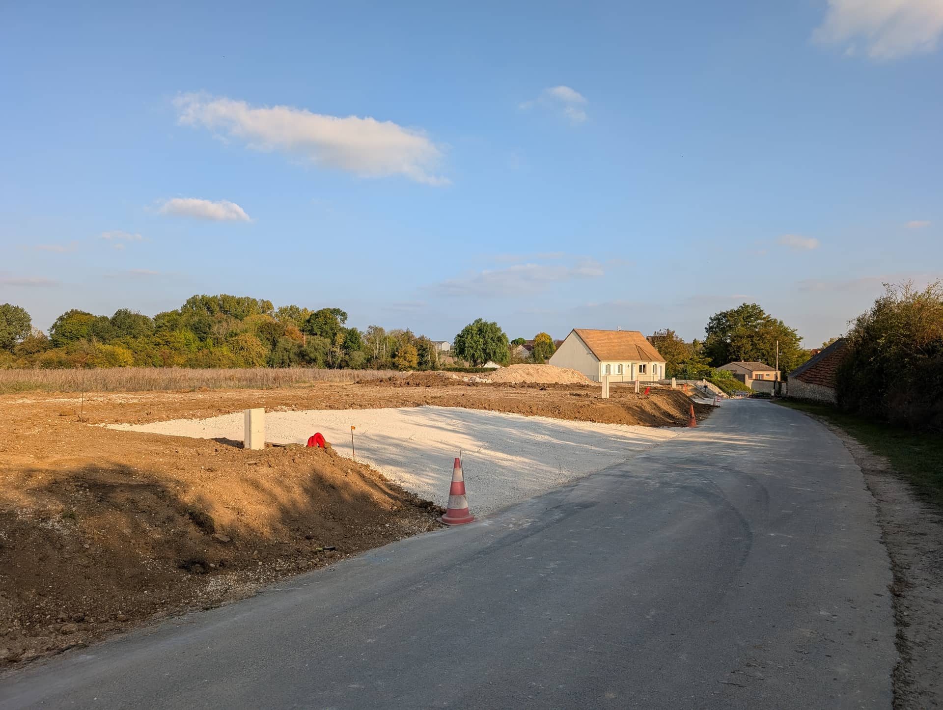 Terrain - terrain constructible viabilisé de 713M2 à Voise (28), prix 49 900 €