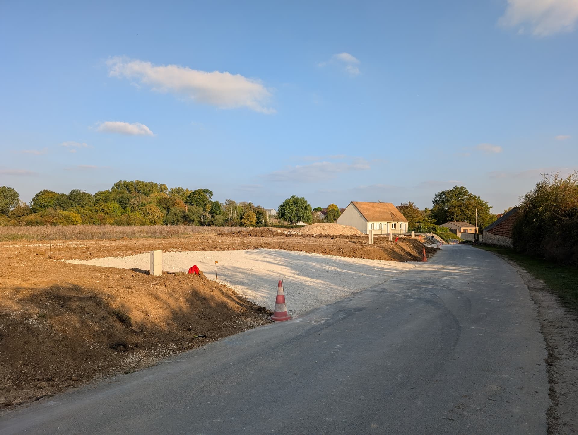 Terrain - terrain constructible viabilisé de 713M2 à Voise (28), prix 49 900 €