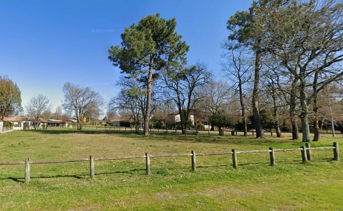 Terrain - BIGANOS Centre ville terrain 600 m² à Biganos, prix 196 000 €