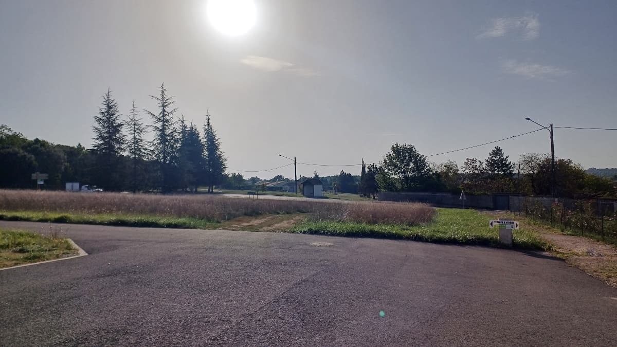 Lotissement Cherves richemont (16) - 552m² - 39000€ (photo 3/6)