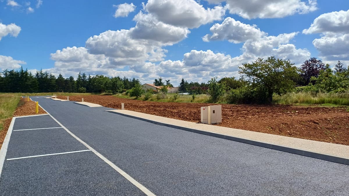 Lotissement Vouneuil sous biard (86) - 520m² - 68700€ (photo 3/6)