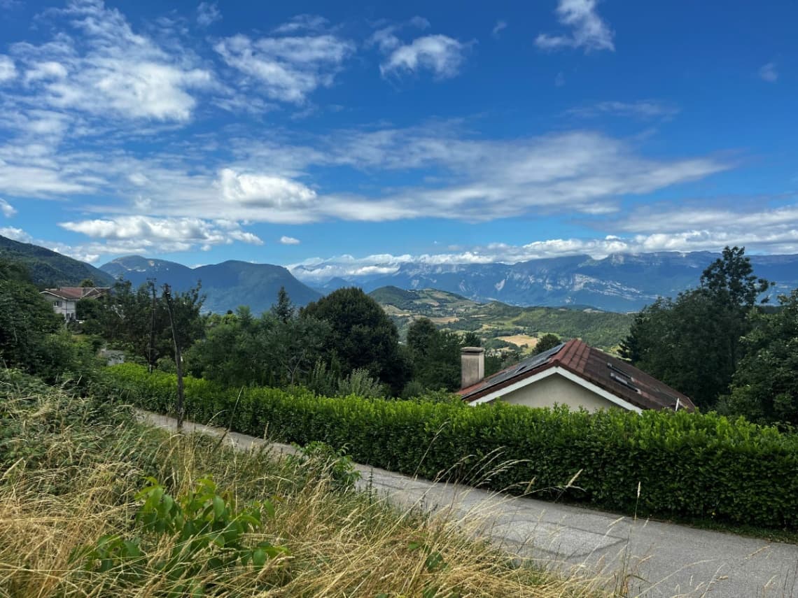 Terrain St martin d uriage (38) - 2371m² - 450000€ (photo 2/3)