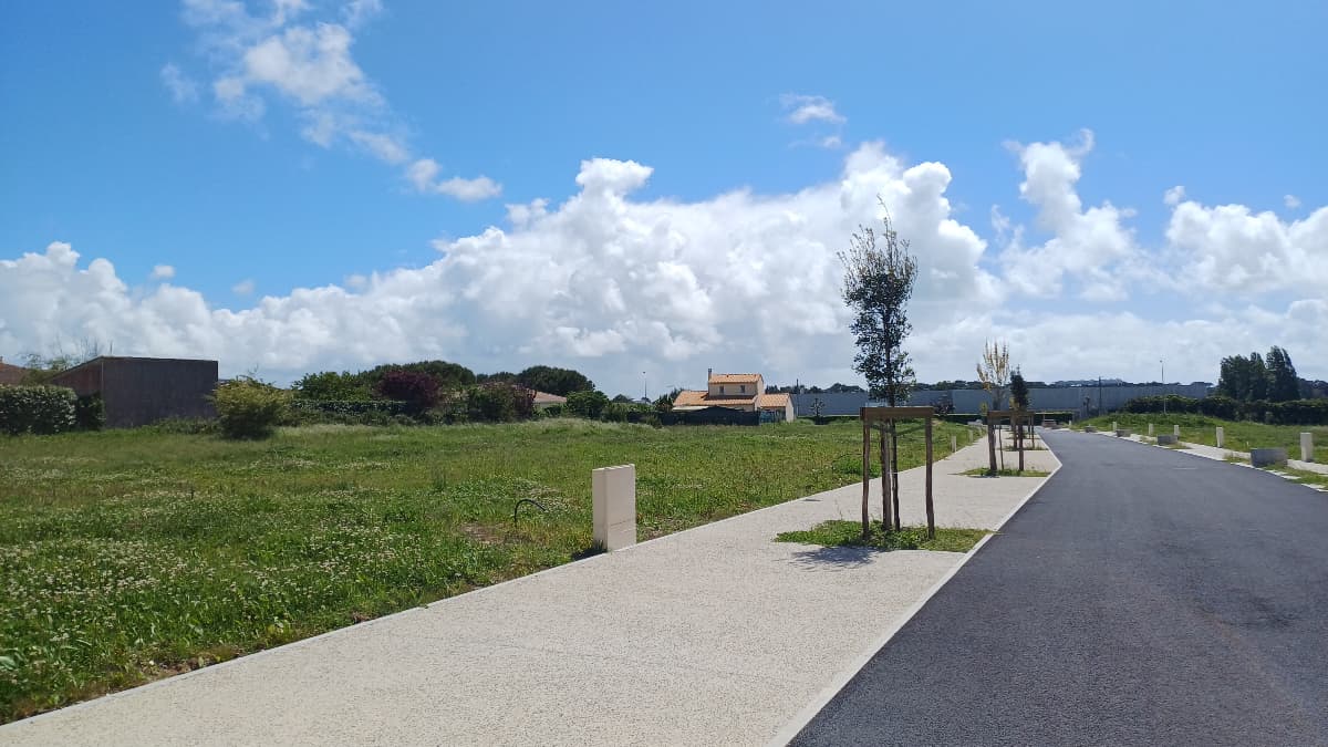 Lotissement St palais sur mer (17) - 285m² - 175000€ (photo 2/5)