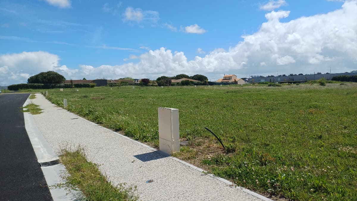 Lotissement St palais sur mer (17) - 285m² - 175000€ (photo 4/5)