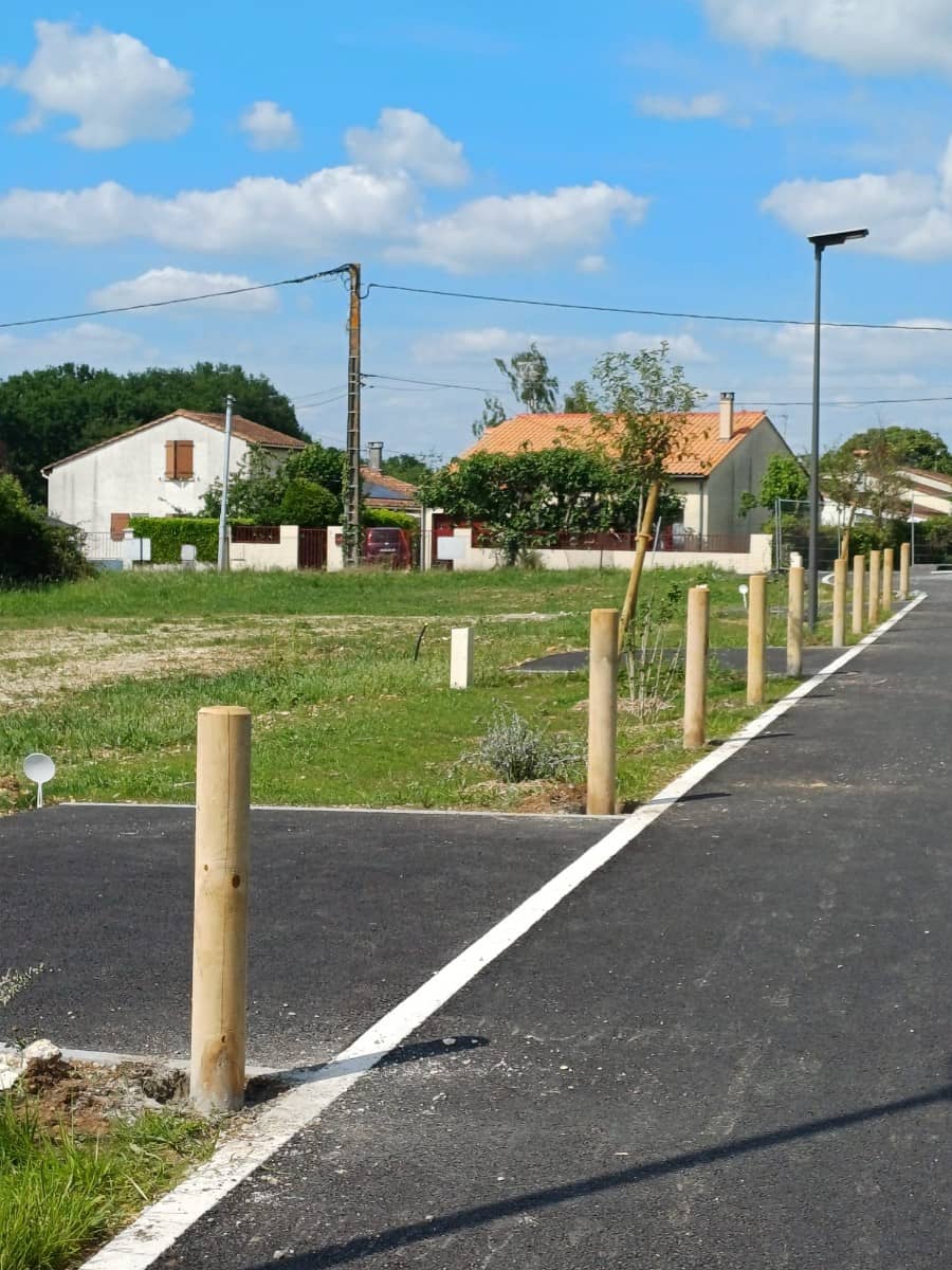 Lotissement - Terrain à bâtir - St Yrieix à St yrieix sur charente, prix 48 500 €