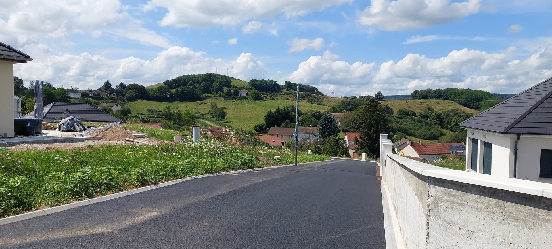 Terrain Le creusot (71) - 642m² - 32000€ (photo 2/5)