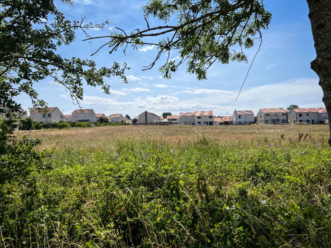 Lotissement Pontoy (57) - 404m² - 92920€ (photo 2/3)