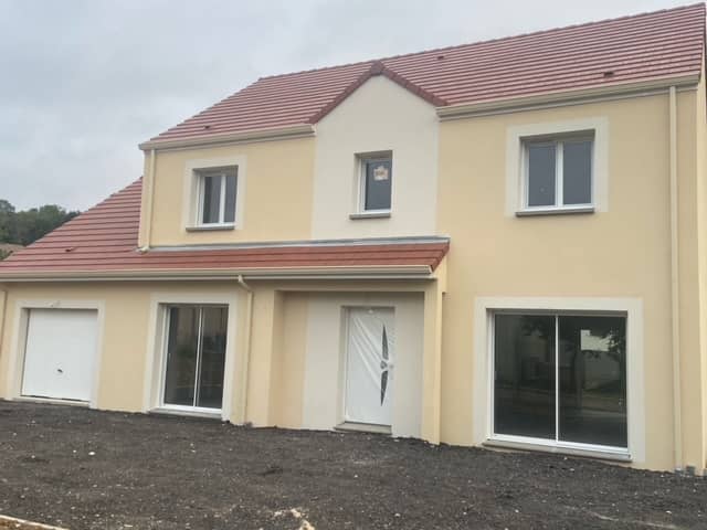 Maison neuve - SAINT - PETERSBOURG à Villers Cotterets (26), prix 270 000 €