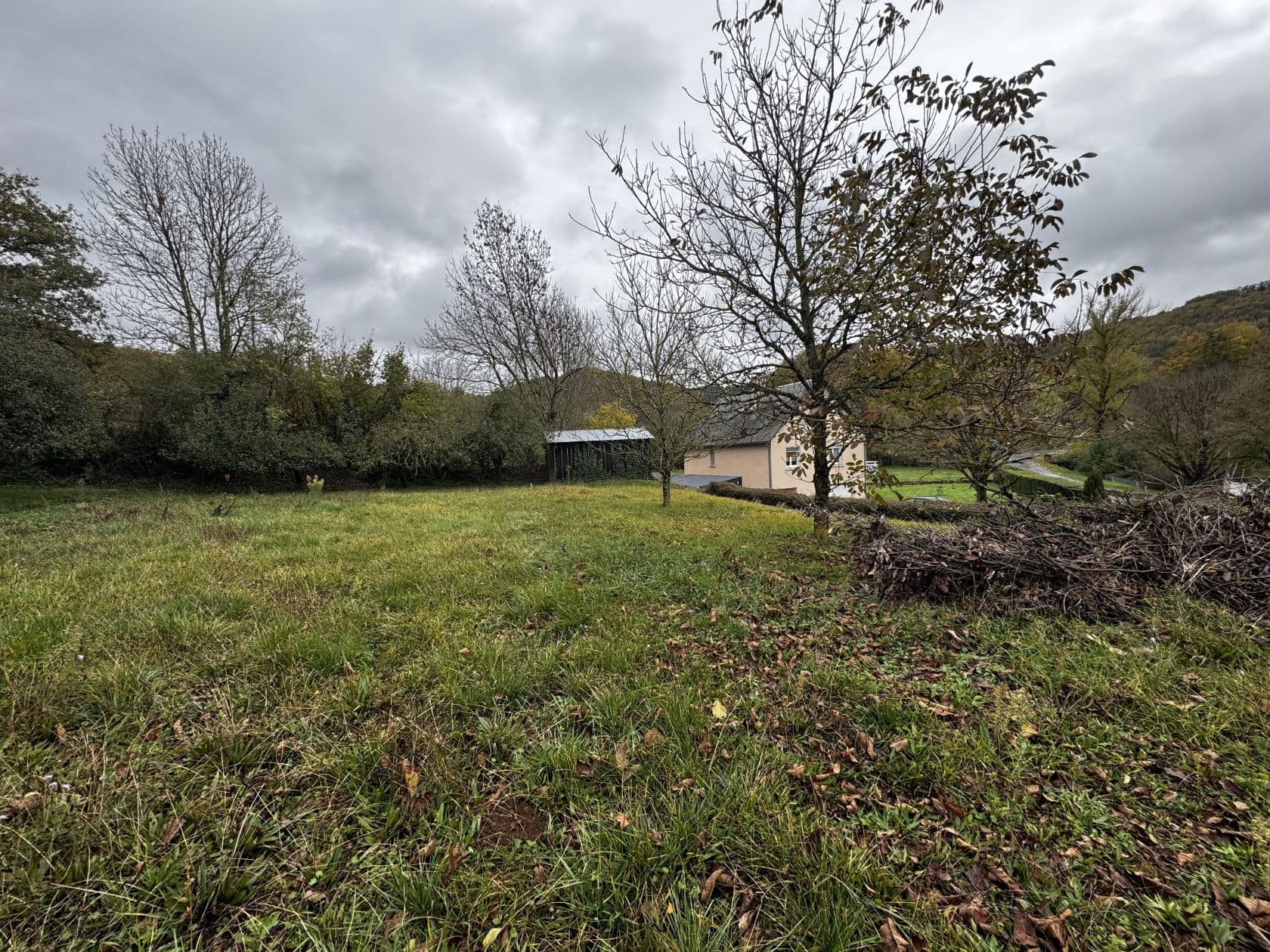 Terrain 29 chemin de la parro (12) - 895m² - 78000€ (photo 2/3)