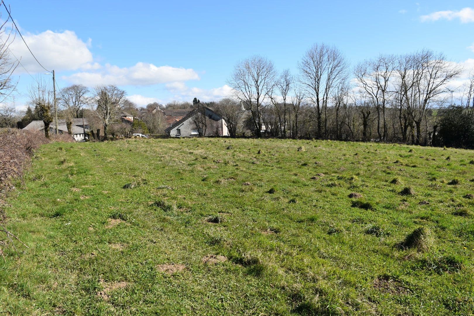 Terrain LE VIBAL (12) - 1032m² - 49000€ (photo 1/5)