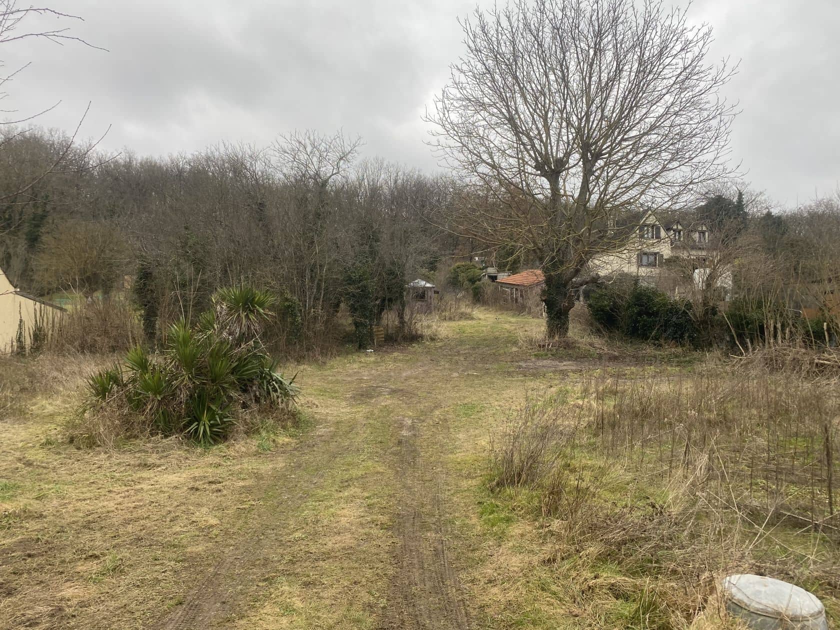 Terrain - Terrain à bâtir de 1219 m² à ETAMPES (91) à 24 rue René Paulin Hippolyte (91), prix 90 000 €