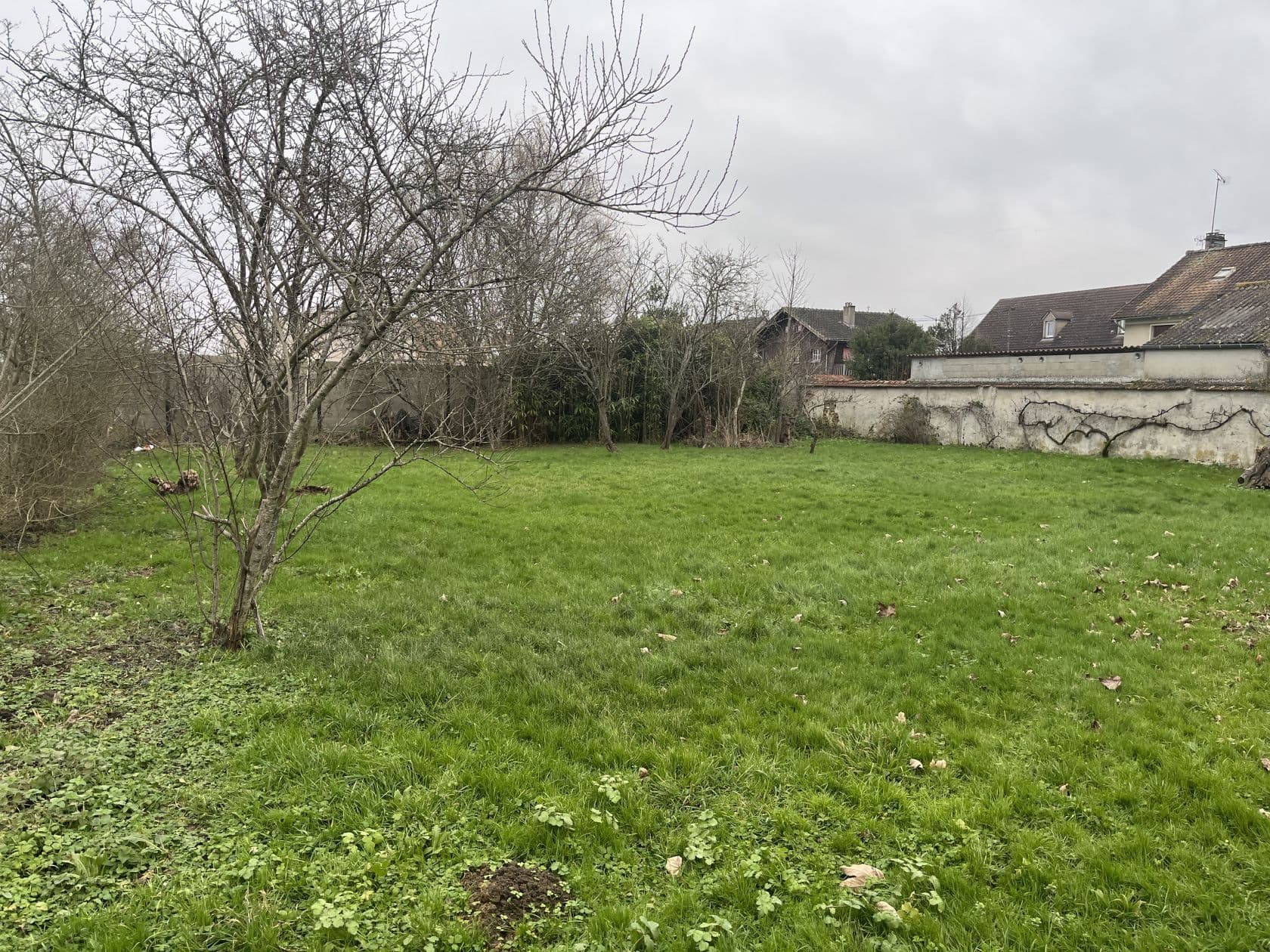 Terrain - Terrain à bâtir de 265 m² à SERRIS (77) à RUE DE LA LIGORNE (77), prix 122 000 €