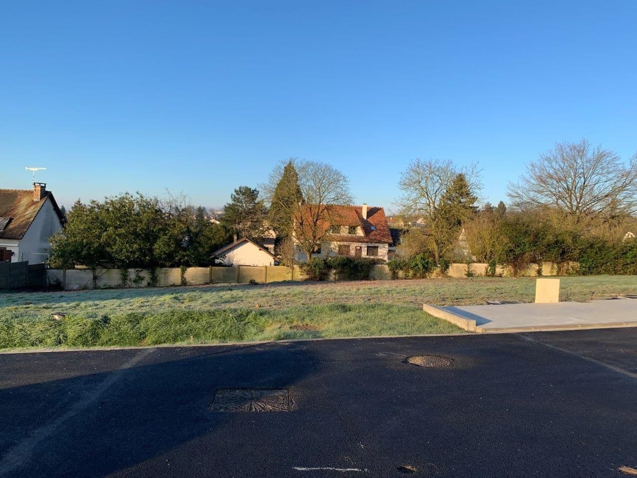 Terrain BRUYERES-LE-CHATEL (91) - 200m² - 122000€ (photo 3/6)