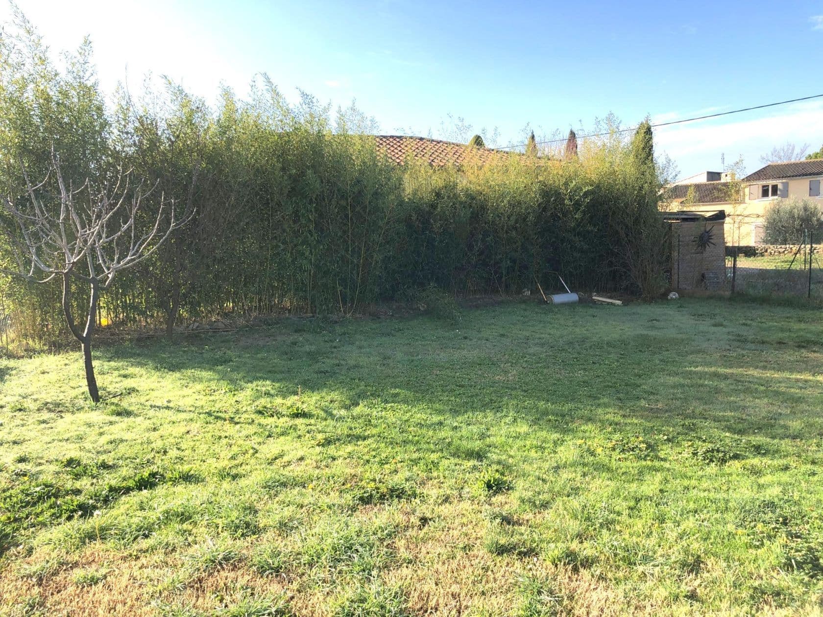 Terrain - Terrain à bâtir de 300 m² à CHENNEVIERES-SUR-MARNE (94) à 25 Avenue Jeanne (94), prix 192 000 €