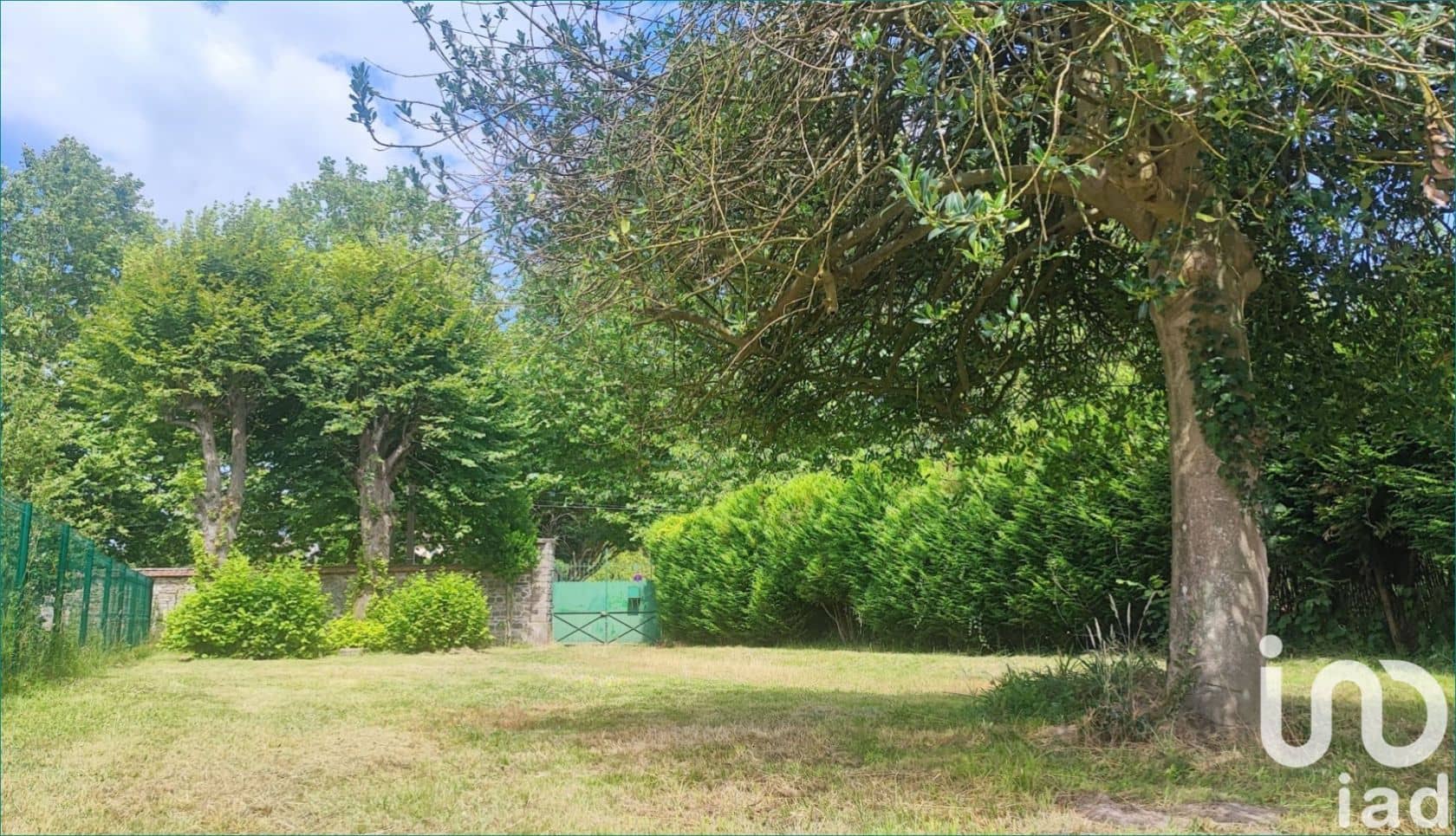 Terrain - Terrain à bâtir de 415 m² à CHAILLY-EN-BIERE (77) à CHAILLY-EN-BIERE (77), prix 120 000 €