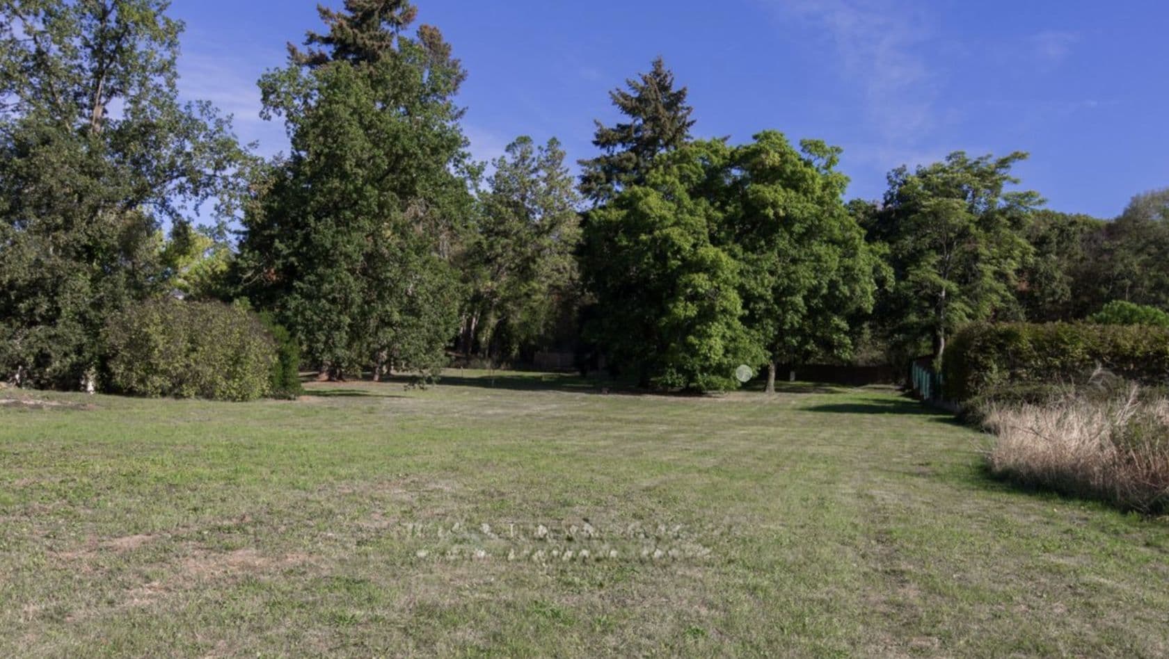 Terrain - Terrain à bâtir de 450 m² à DOURDAN (91) à DOURDAN (91), prix 158 000 €