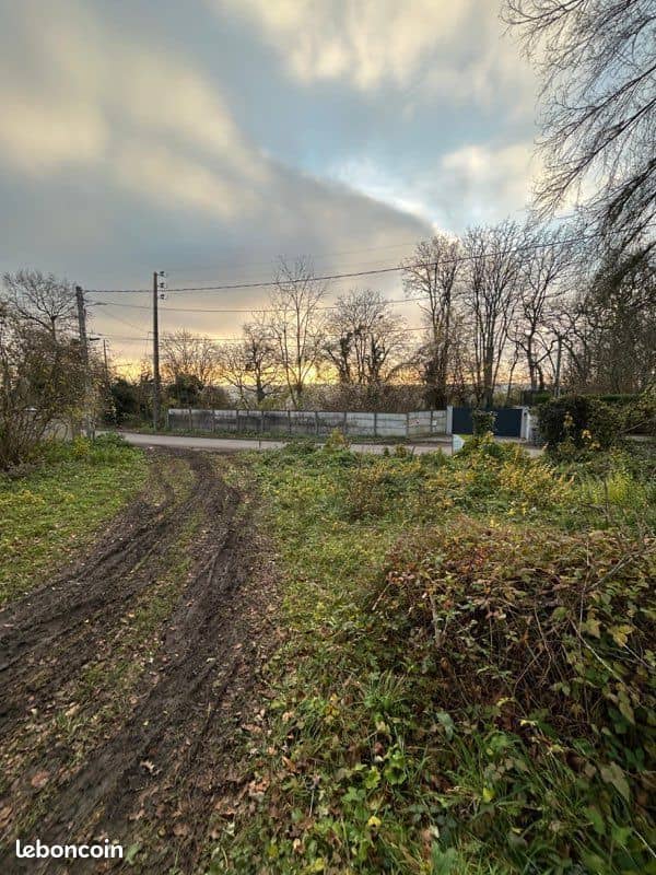 Terrain - Terrain à bâtir de 750 m² à CHAMPAGNE-SUR-SEINE (77) à CHAMPAGNE-SUR-SEINE (77), prix 140 000 €