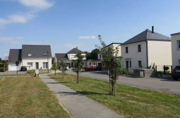 Terrain BRIE-COMTE-ROBERT (77) - 400m² - 145000€ (photo 1/6)