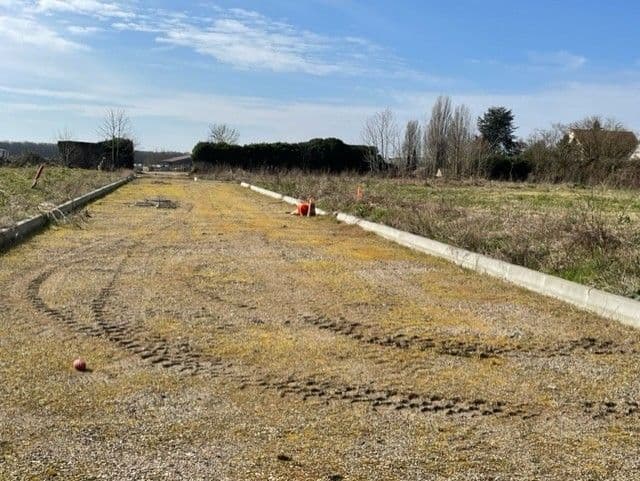Terrain - Terrain à bâtir de 492 m² à LES ALLUETS-LE-ROI (78) à 8 rue de Crêspière (78), prix 244 000 €
