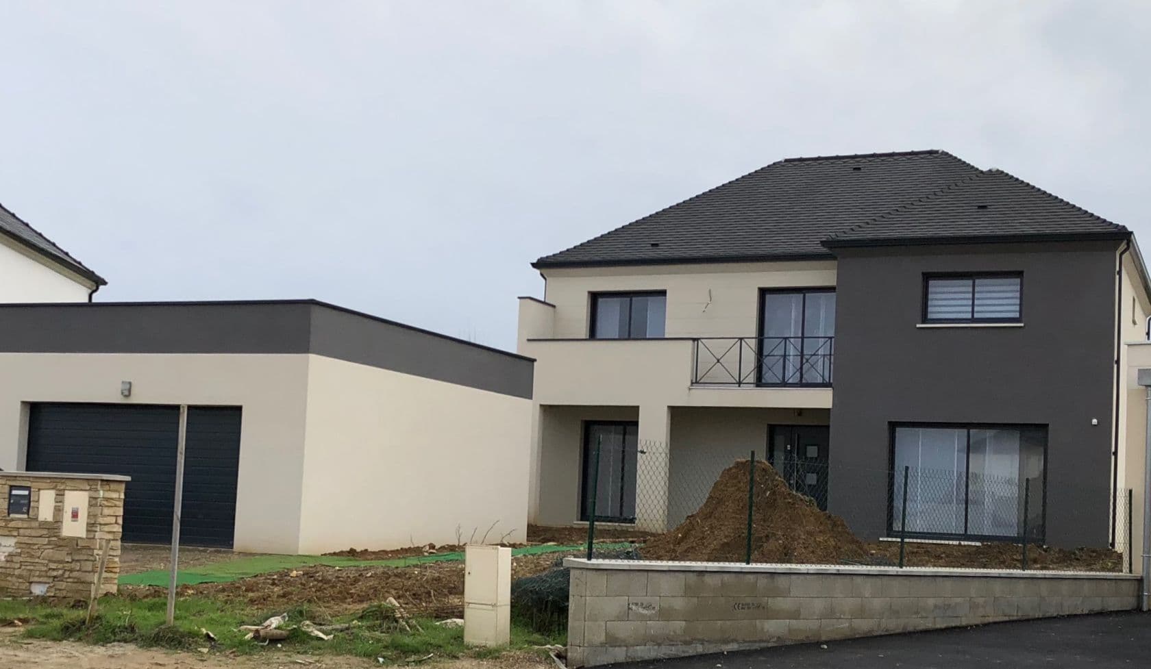 Maison neuve - Maison 160 m² avec terrain à MONTESSON (78) à MONTESSON (78), prix 300 000 €